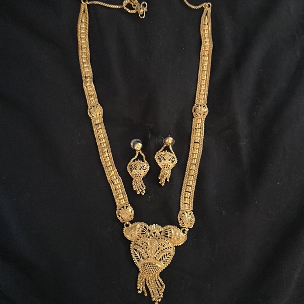 Middle Eastern jewelry